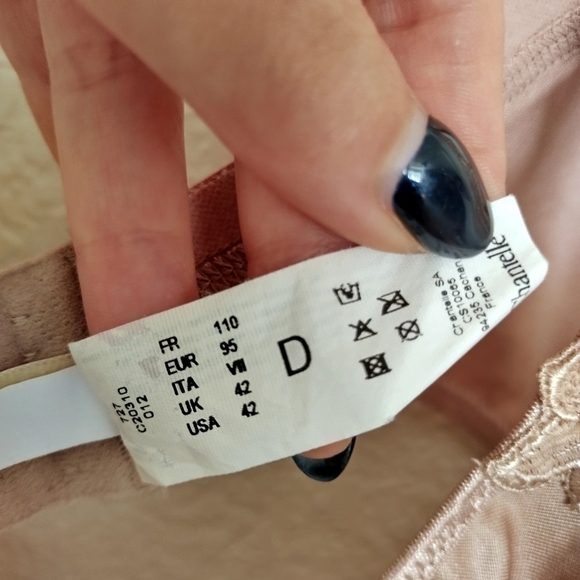 Chantelle Hedona 2032 satin soft bra sz 42D - Picture 5 of 8